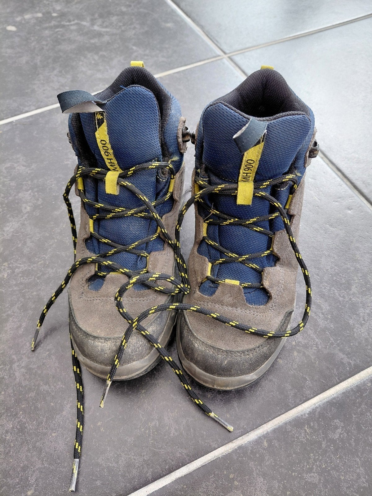 Wandelschoenen maat 34, Ophalen