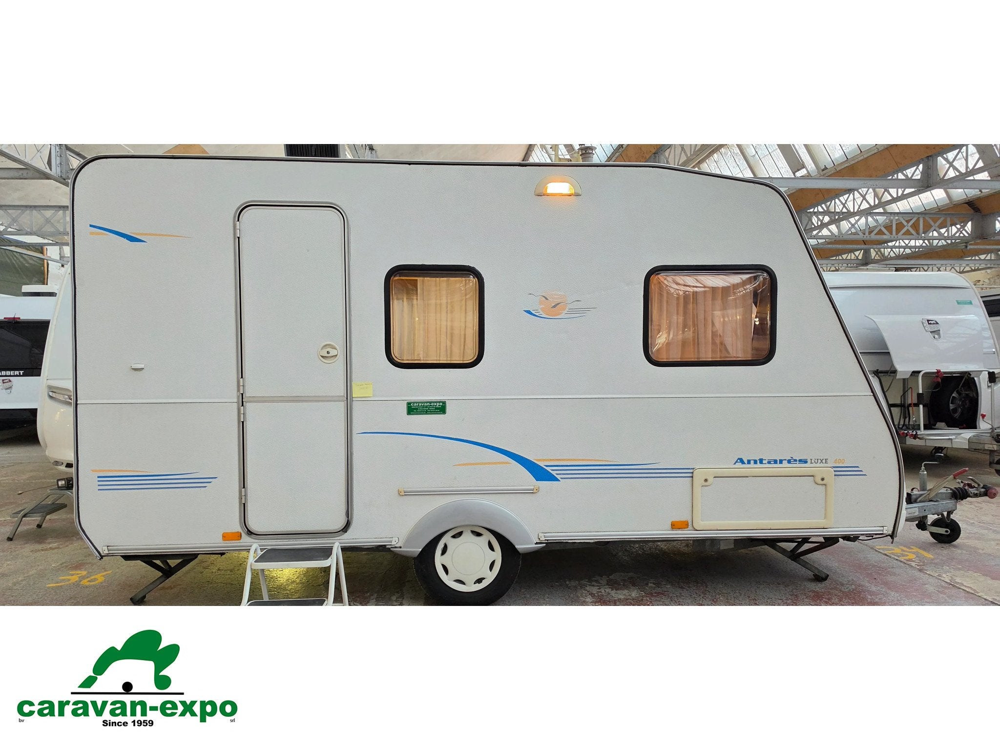 CARAVELAIR Antares Luxe 400, Caravans en Kamperen, Bedrijf, 750 - 1000 kg, 4 tot 5 meter, Caravelair