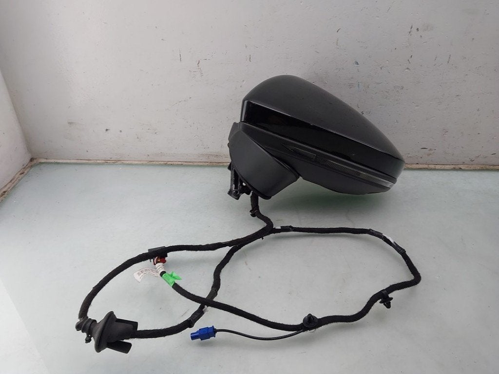 SPIEGEL LINKS Audi A6 (C8) (|4K1857409R|4K1857409R9B9|), Info@audi.de, Audi, Audi AG, Gebruikt