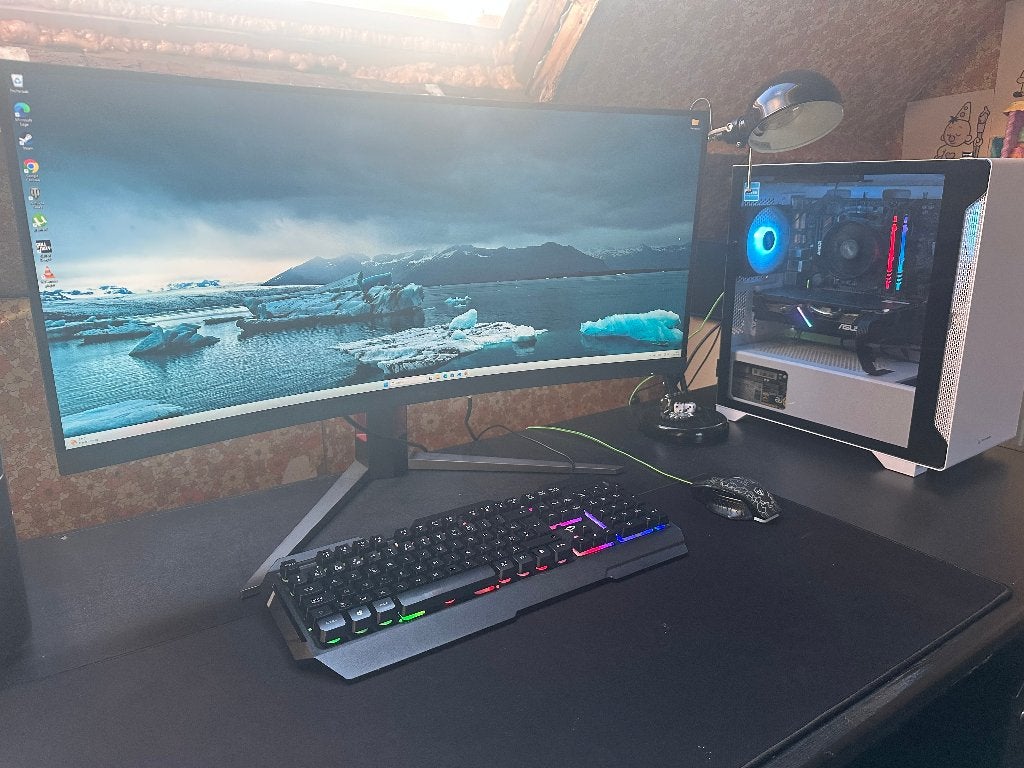 Gaming PC Setup-Ryzen 5-RX 5500 XT 8GB - 32GB RAM+34” 180Hz, 32 GB, Gaming, SSD, AMD Ryzen 5