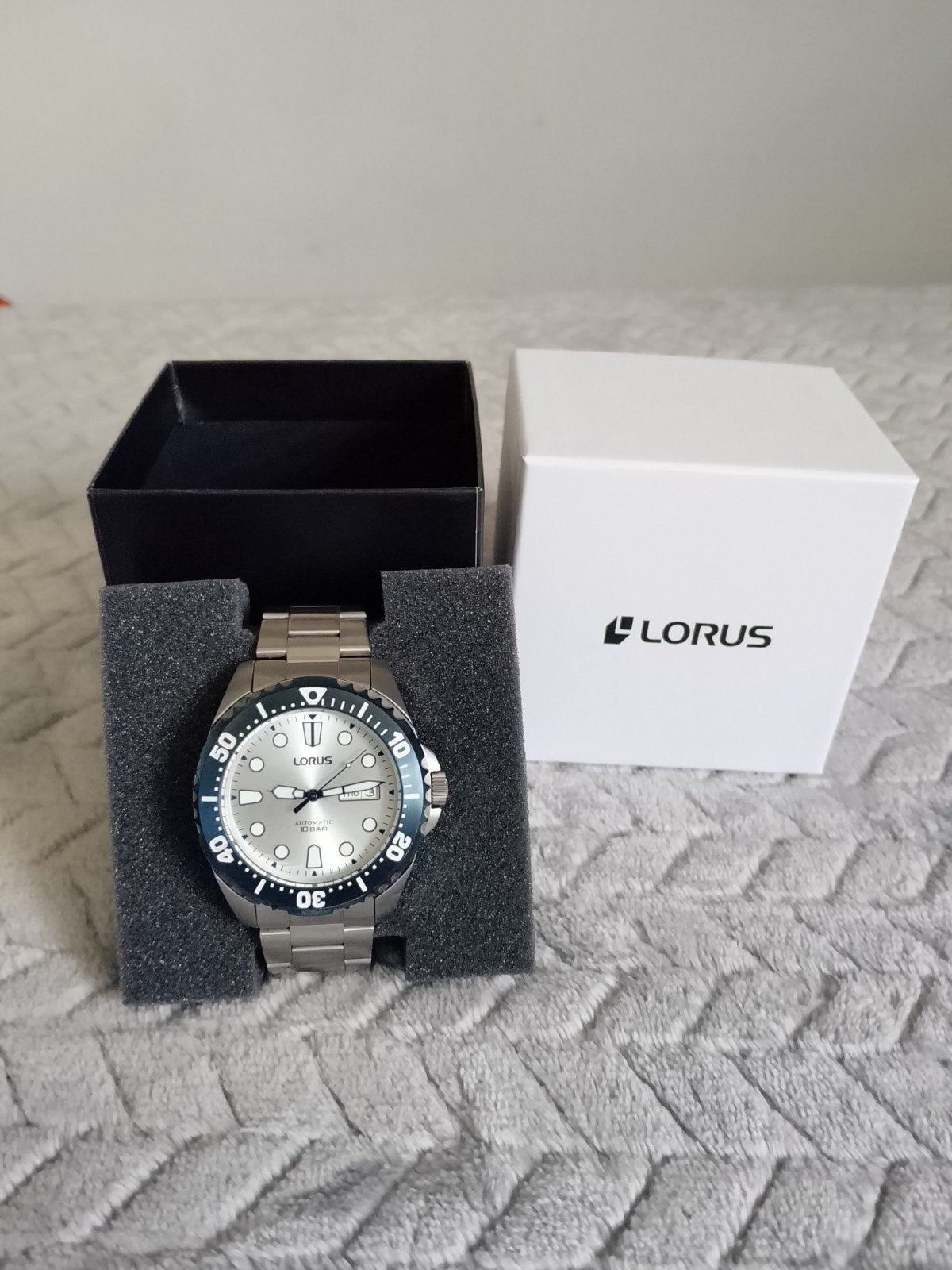 Lorus RL477BX9 Automatic Diver Watch, Bijoux, Sacs & Beauté, Montres | Hommes, Montre-bracelet, Seiko, Enlèvement, Acier