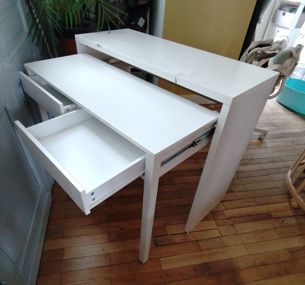Uitschuifbaar wit bureau, Ophalen, Gebruikt, 110 cm, Hout
