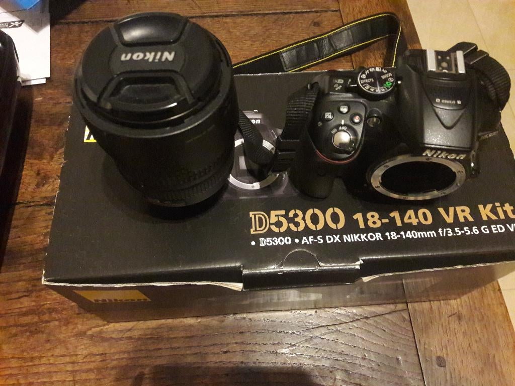 digitaal fototoestel Nikon D5300 met toebehoren, Ophalen, Gebruikt, Spiegelreflex, Nikon