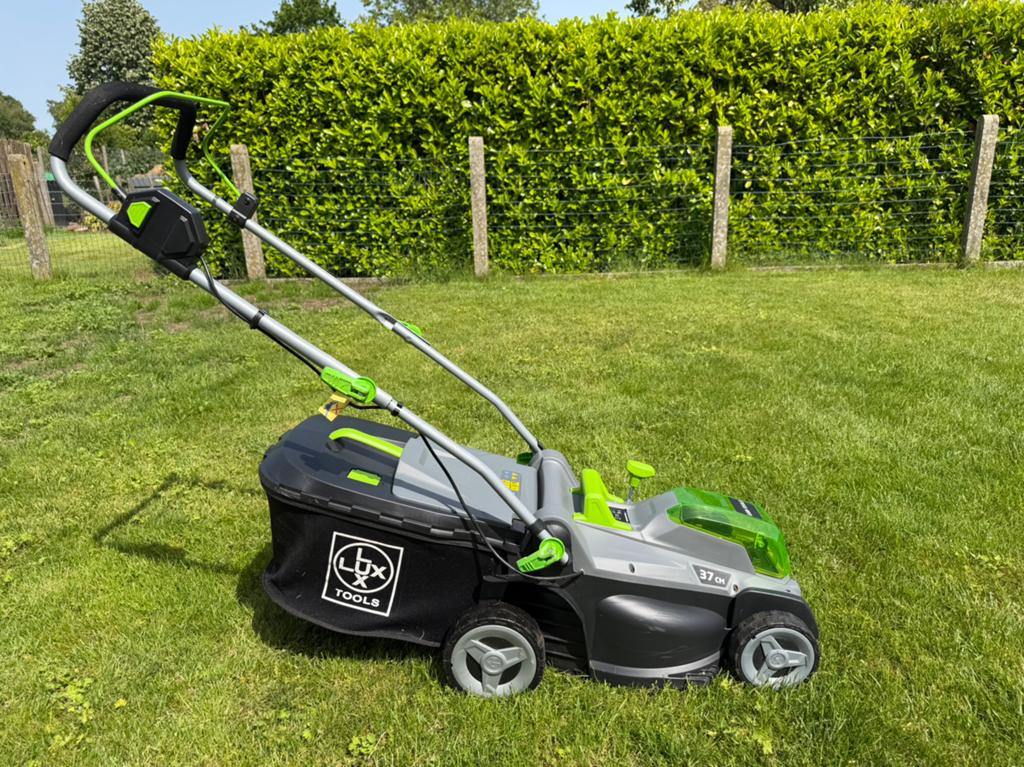 Elektrisch grasmachine, Tuin en Terras, Grasmaaiers, Ophalen, Zo goed als nieuw