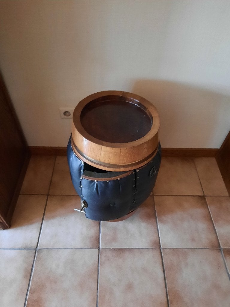 Minibar houten tonnetje vintage, Ophalen