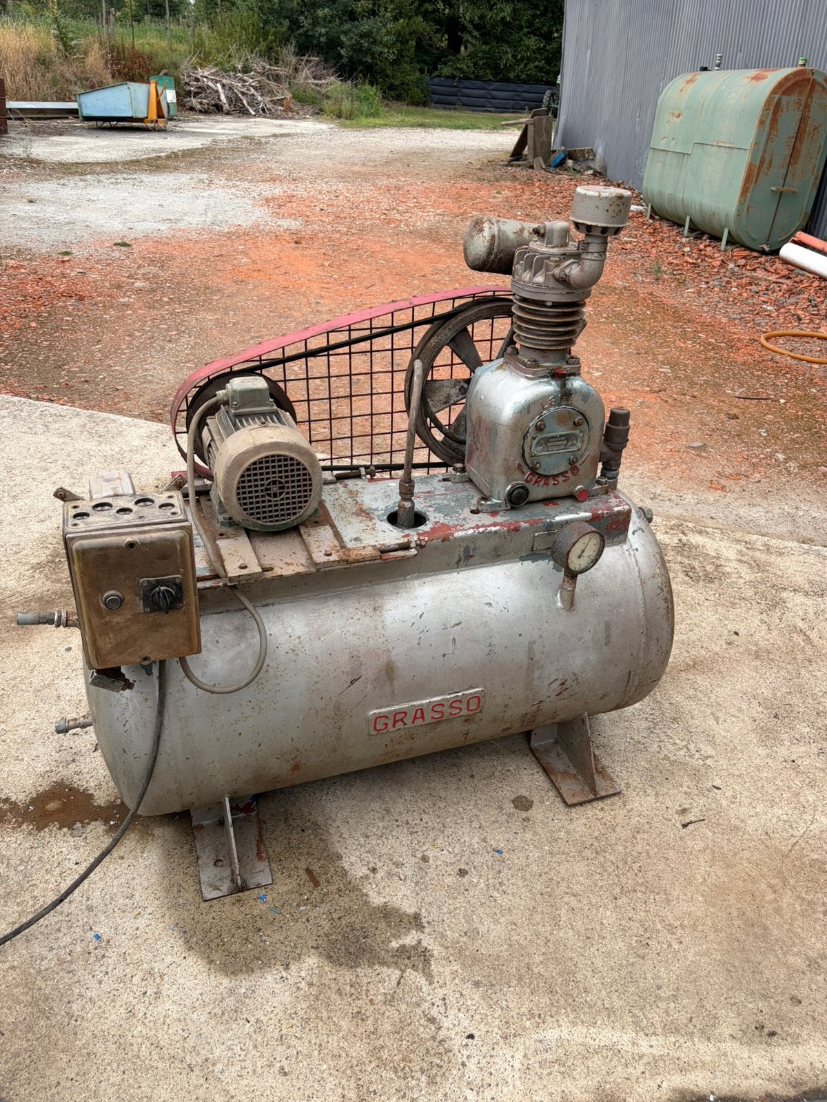 Compressor 380v, Doe-het-zelf en Bouw, Compressors, Ophalen, Zo goed als nieuw