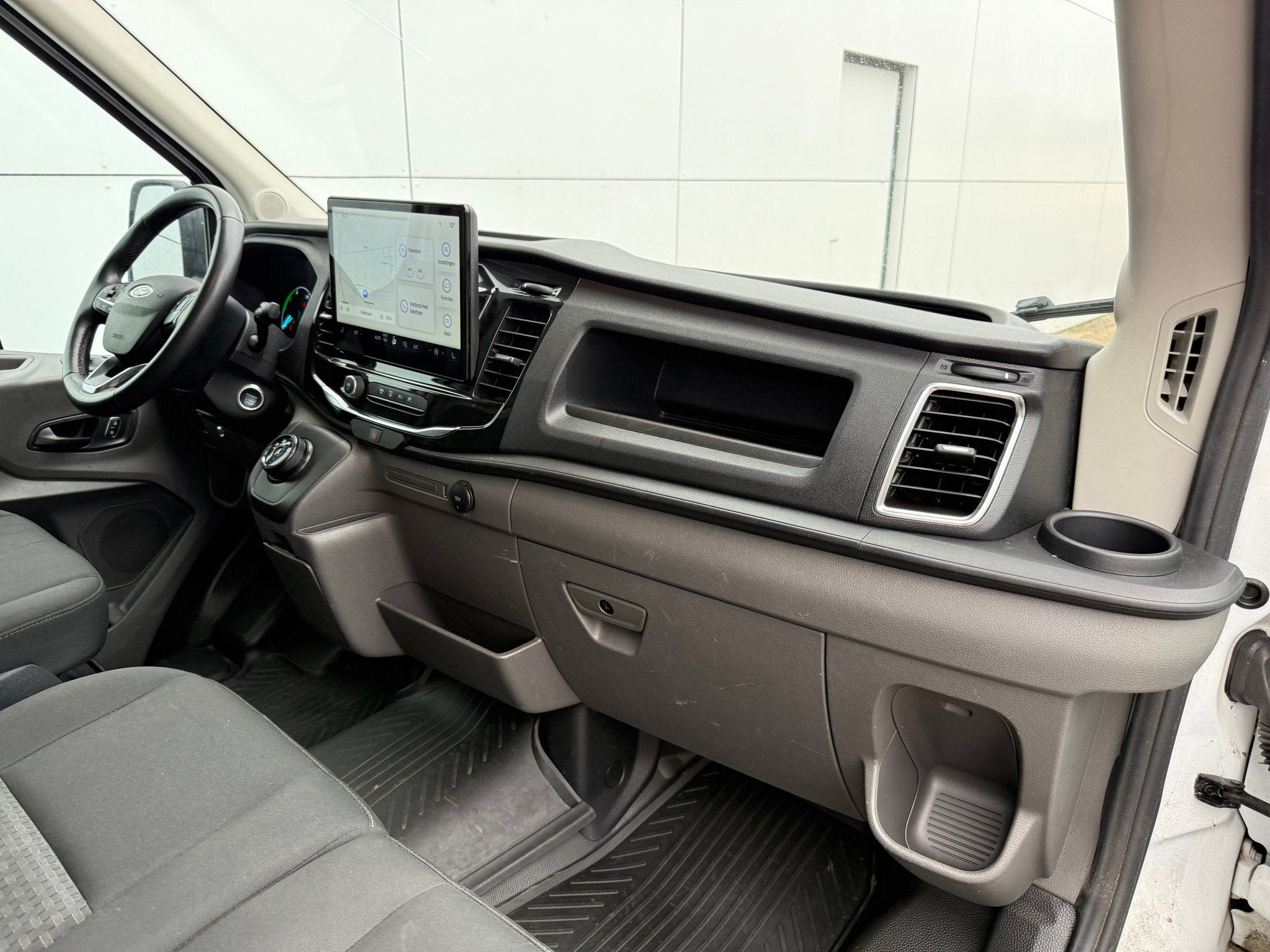 Ford e-Transit 68kWh 184PK L4H3 317km WLTP BEV Snelladen Car, Auto's, Automaat, Gebruikt, 135 kW, 2703 kg