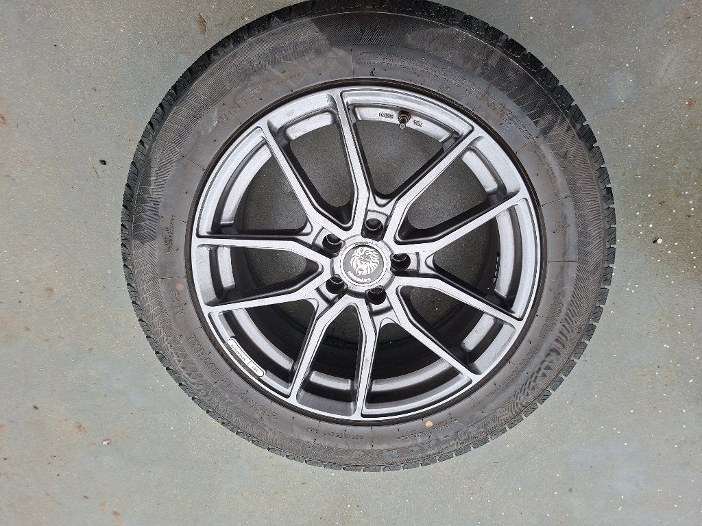Set winterbanden op alu velg 235/60/R18, Pneus et Jantes, Pneus hiver, Véhicule de tourisme, 18 pouces