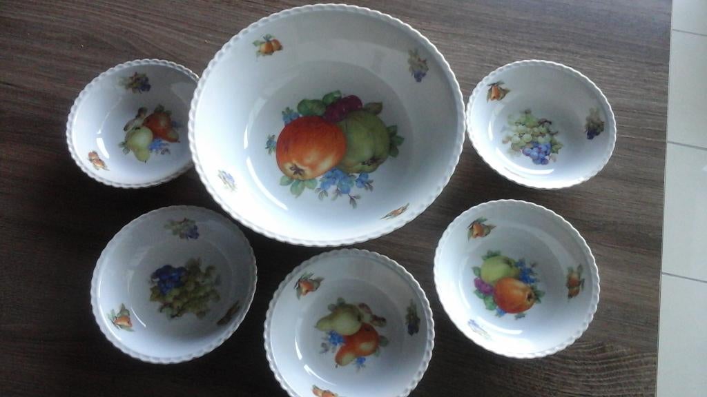 Antieke fruitschaaltjes, Ophalen