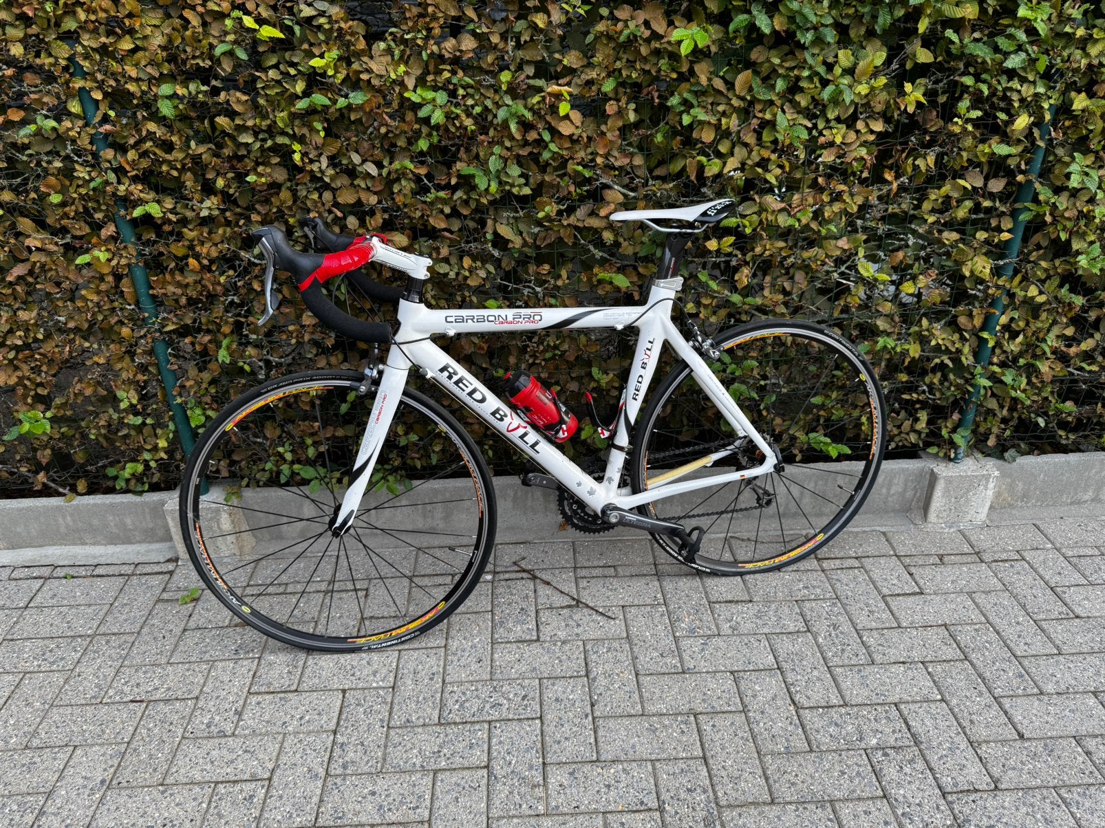 Rose Red Bull Carbon Pro racefiets (moet opgeknapt worden), Fietsen en Brommers, Ophalen, Gebruikt