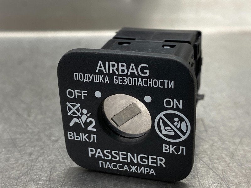 DIVERSEN Airbag schakelaar Toyota RAV4 (A4), Gebruikt, Toyota