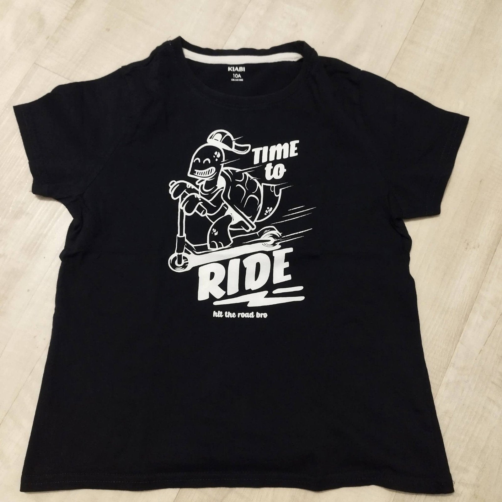 Marque de t-shirt : Kiabi taille 134, Enfants & Bébés, Enlèvement ou Envoi