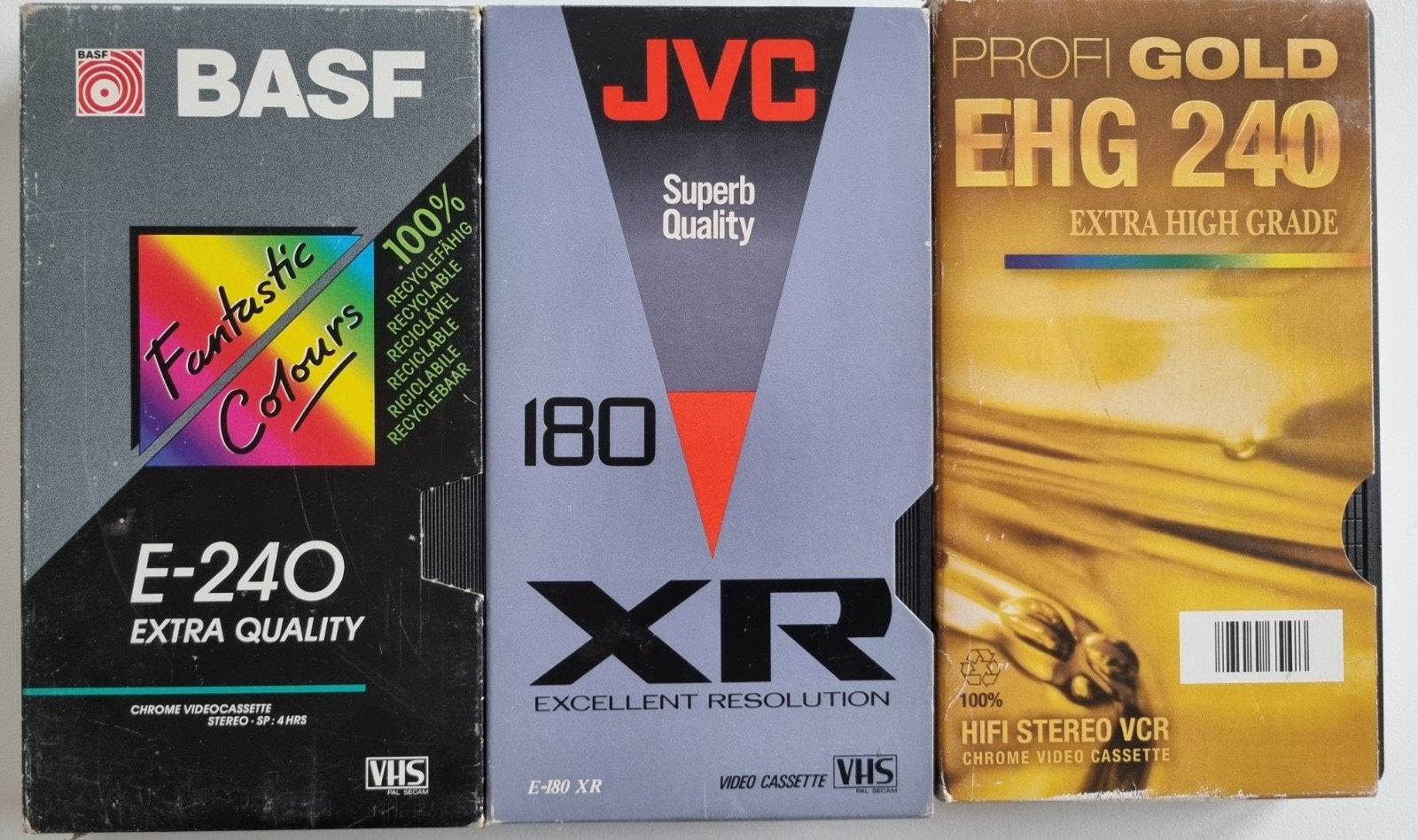 4 cassettes vidéo VHS dont film Gandhi neuf non déballée, Enlèvement, VHS
