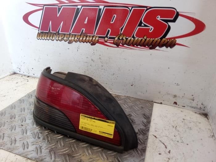 Achterlicht links van een Peugeot 306, Gebruikt, -, -, -