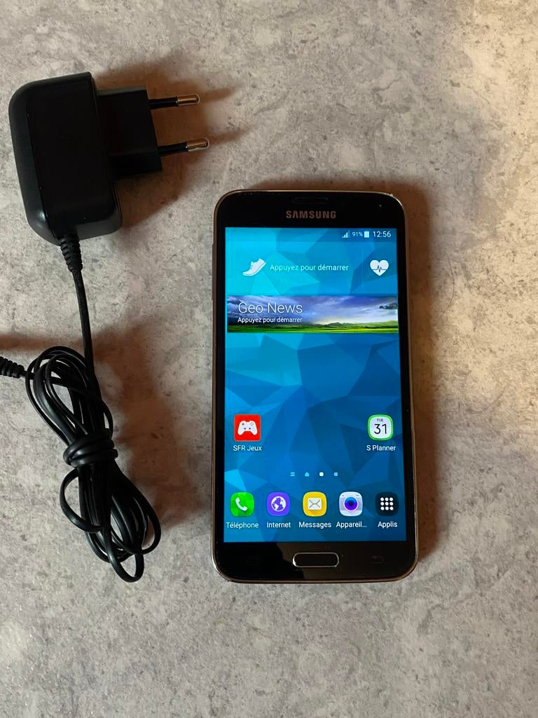 Samsung Galaxy S5 16 Go avec chargeur., Télécoms, Moins de 3 mégapixels, Enlèvement ou Envoi, Comme neuf, Sans abonnement