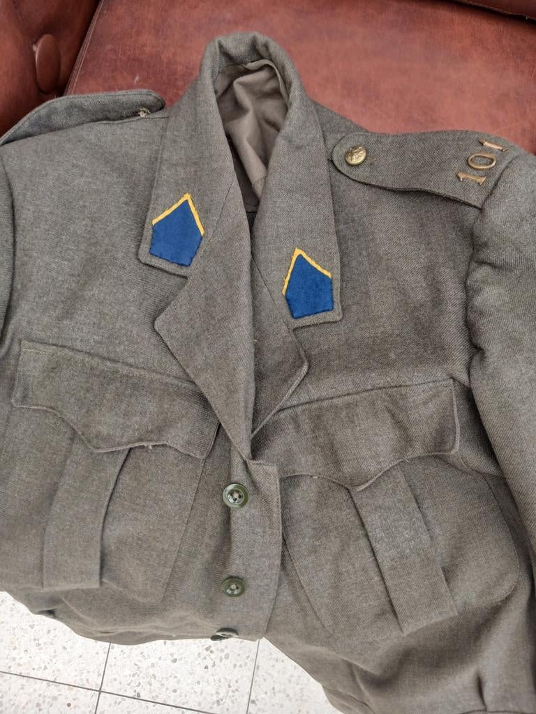 Leger uniform, Verzamelen, Ophalen of Verzenden