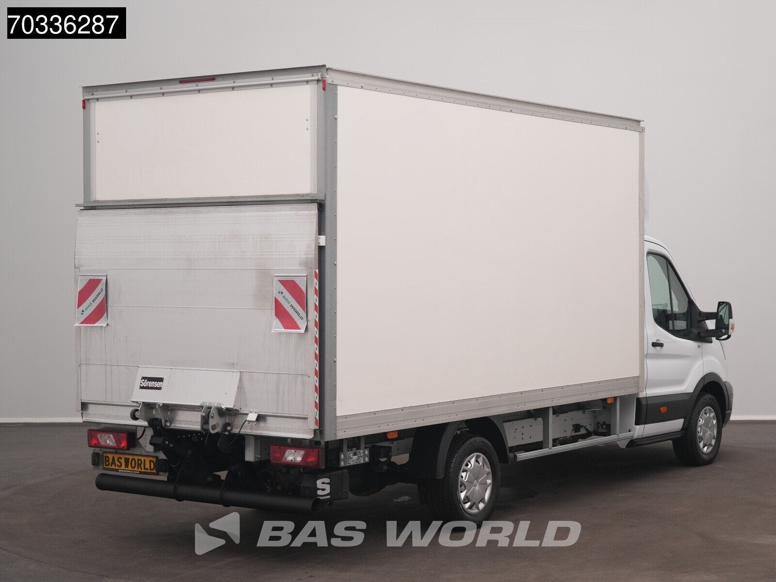 Ford Transit 130pk Laadklep Bakwagen Airco Cruise Euro6 Meub, Autos, Achat, Euro 6, Entreprise, 3 places