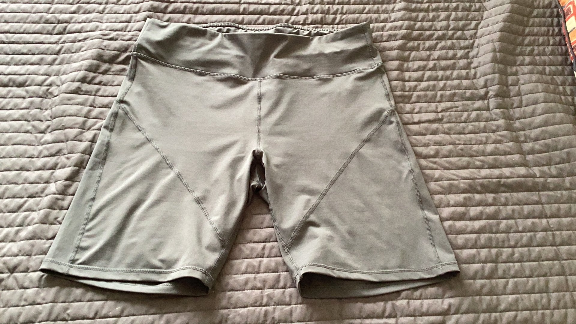 Fitness short maat 48/50, Sport en Fitness, Overige Sport en Fitness, Ophalen, Zo goed als nieuw