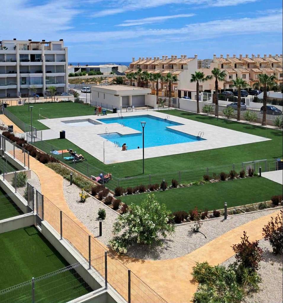 Droom jij van zon, comfort op een toplocatie in VILLAMARTIN?, Eigenaar, Tuin, Appartement, Aan zee