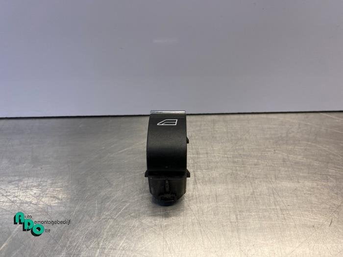 Elektrisch Raam Schakelaar van een Ford Focus (Focus 11-), Gebruikt, -, -, Ophalen of Verzenden