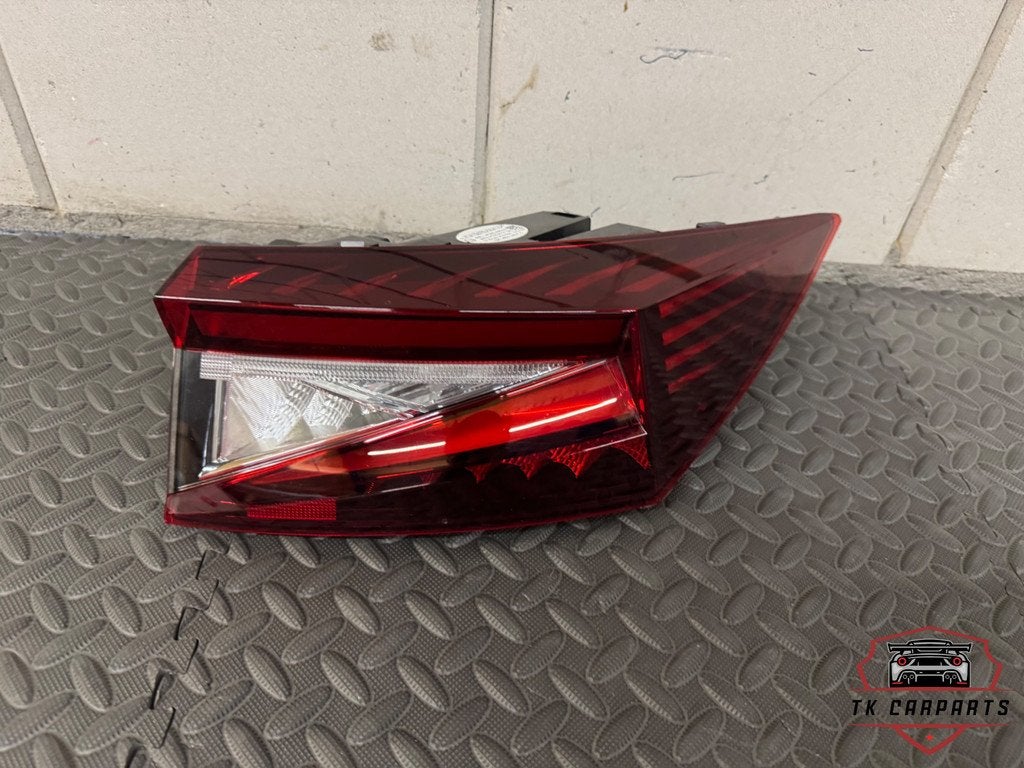 Feu arri re droit Skoda Enyaq 5la945208a, Neuf, Infoline@skoda-auto.cz, Tr. Vaclava Klementa 869
293 01  Mlada Boleslav, CZ, Skoda