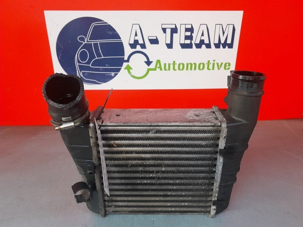 INTERCOOLER Audi A4 Avant (B7) (|8E0145805AA|), Auto-Union-Straße  1,
85057  Ingolstadt, DE, Info@audi.de, Audi, Utilisé