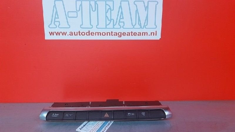 COMMUTATEUR DE FEUX DE DETRESSE A3 Sportback (8VA / 8VF), Utilisé, Audi
