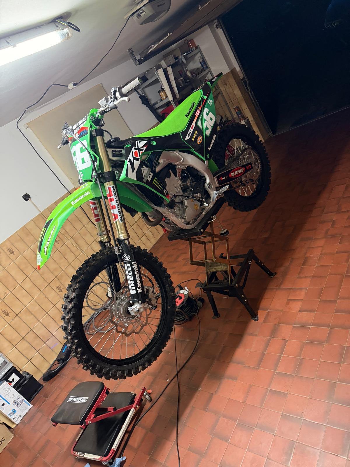 Kawasaki KX250F 2026, Fietsen en Brommers, Brommers | Crossbrommers, Zo goed als nieuw, Ophalen
