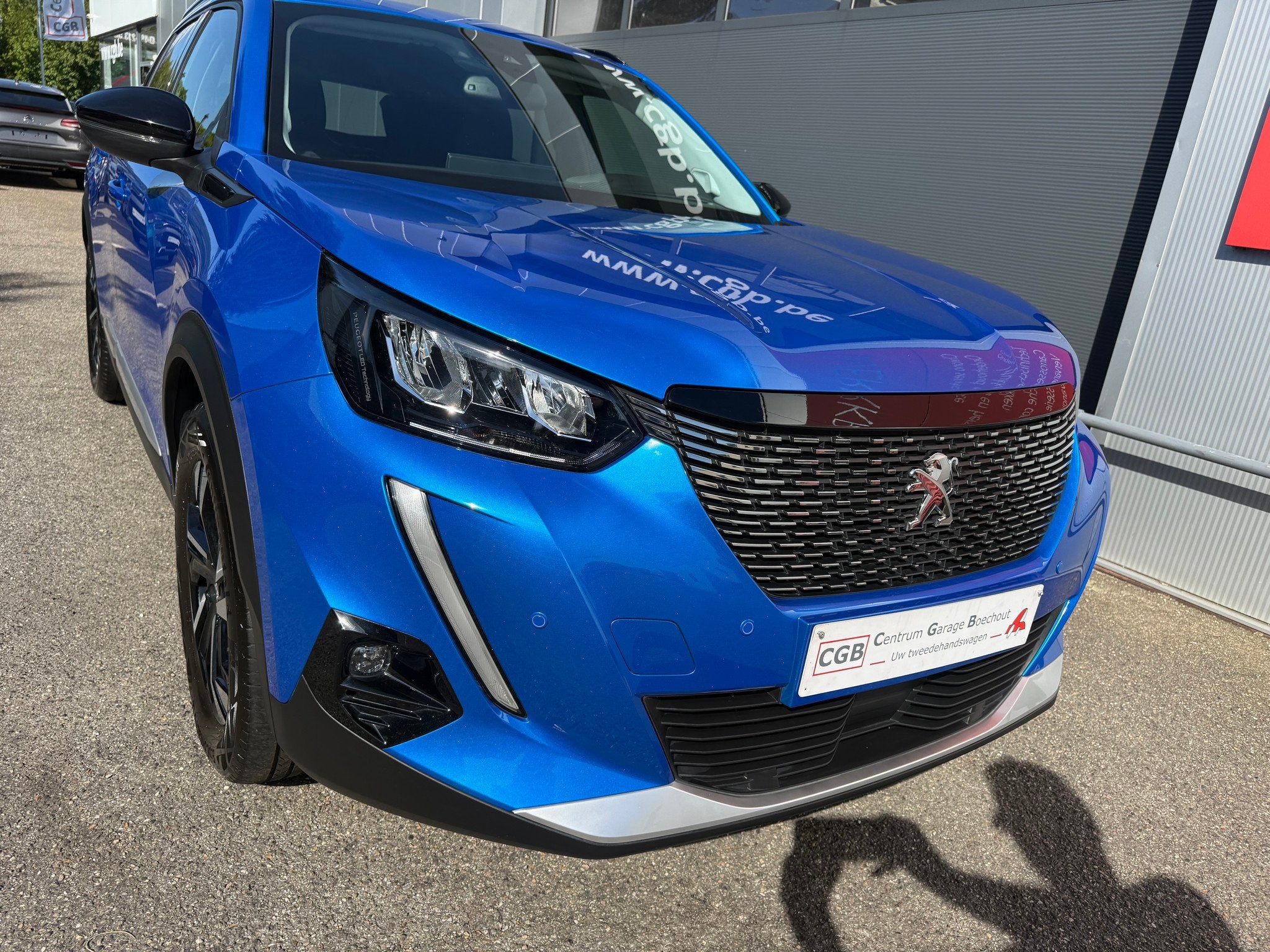 Peugeot 2008 12 SPECIAL ROADTRIP 101pk camera.sens V+A toppe, Auto's, Voorwielaandrijving, Monovolume, Gebruikt, Euro 6