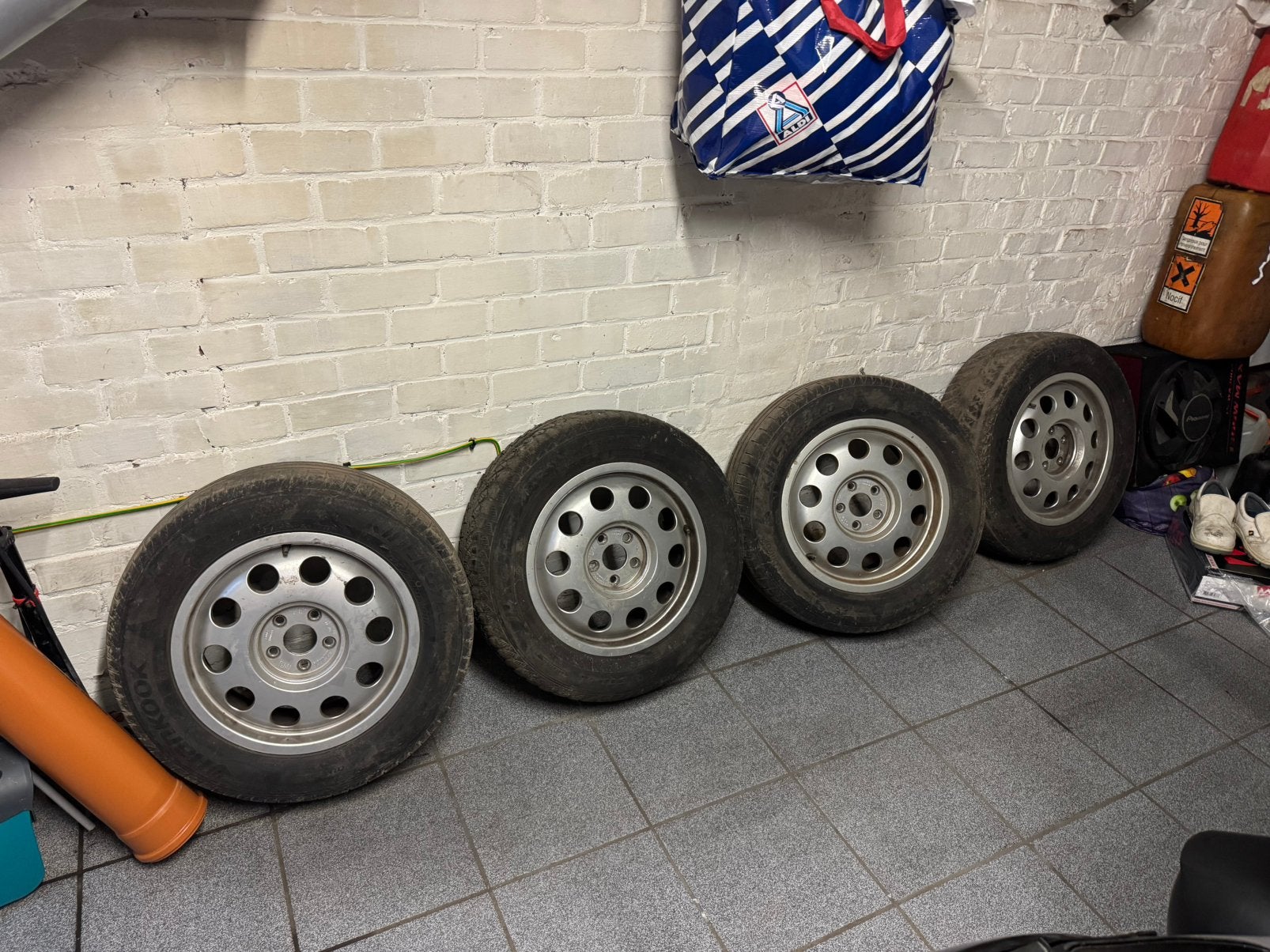 Audi winter 5x100, Enlèvement, Pneu(s)