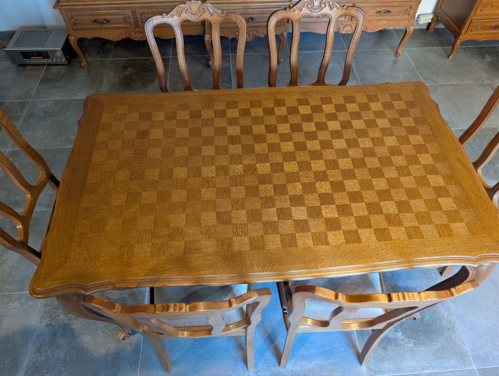 Massief eiken eettafel Louis XV met parketmotief ,6 stoelen, Enlèvement, Table à dinner