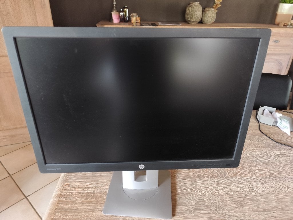 écran HP E242 avec HDMI DP Wuxga 1920x1200, Informatique & Logiciels, Moniteurs, Comme neuf, 60 Hz ou moins, DisplayPort, HDMI