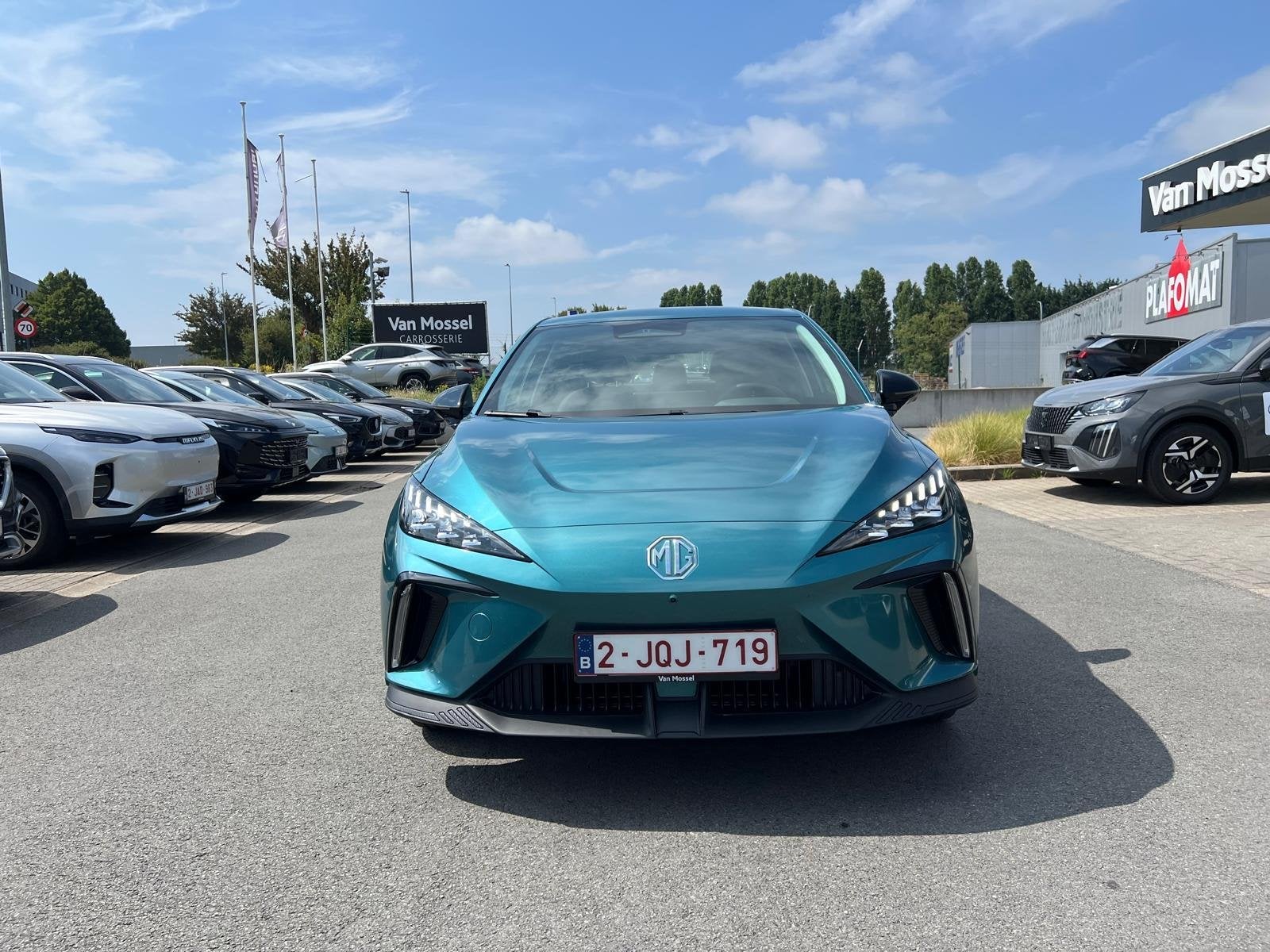 MG MG4 64 kWh Premium (automatique), Achat, Entreprise, 5 portes, 5 places