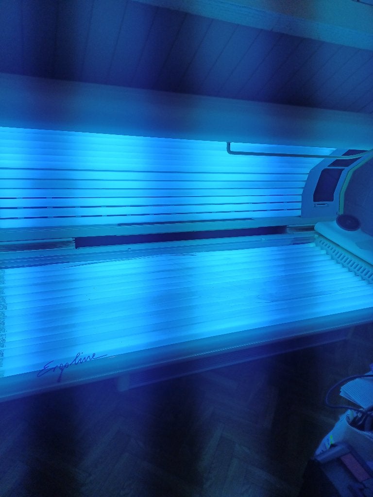 Lit de bronzage, Electroménager, Enlèvement, Utilisé, Banc solaire double, 15 lampes ou plus