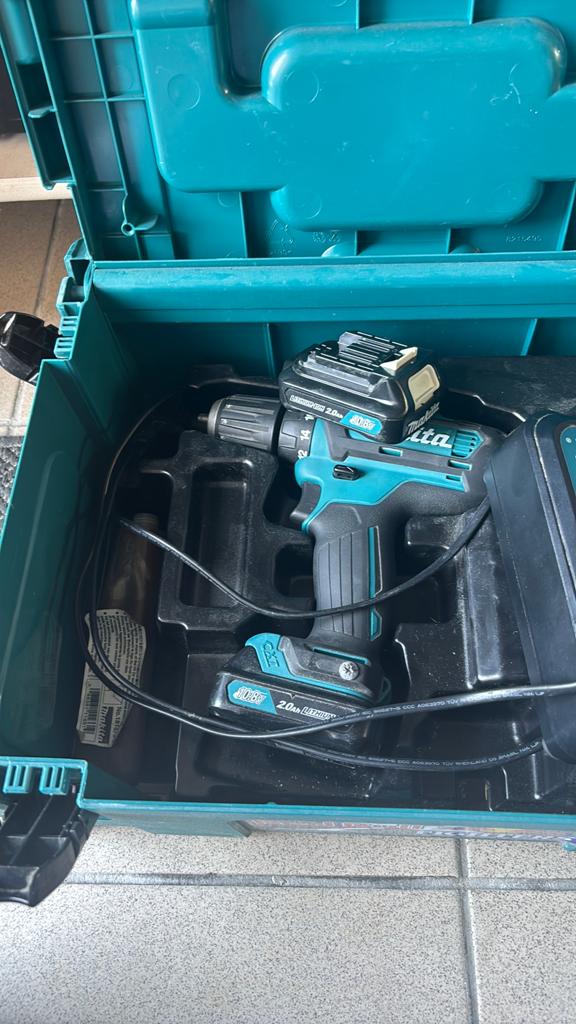 Makita boormachine, Ophalen, Zo goed als nieuw, Boormachine