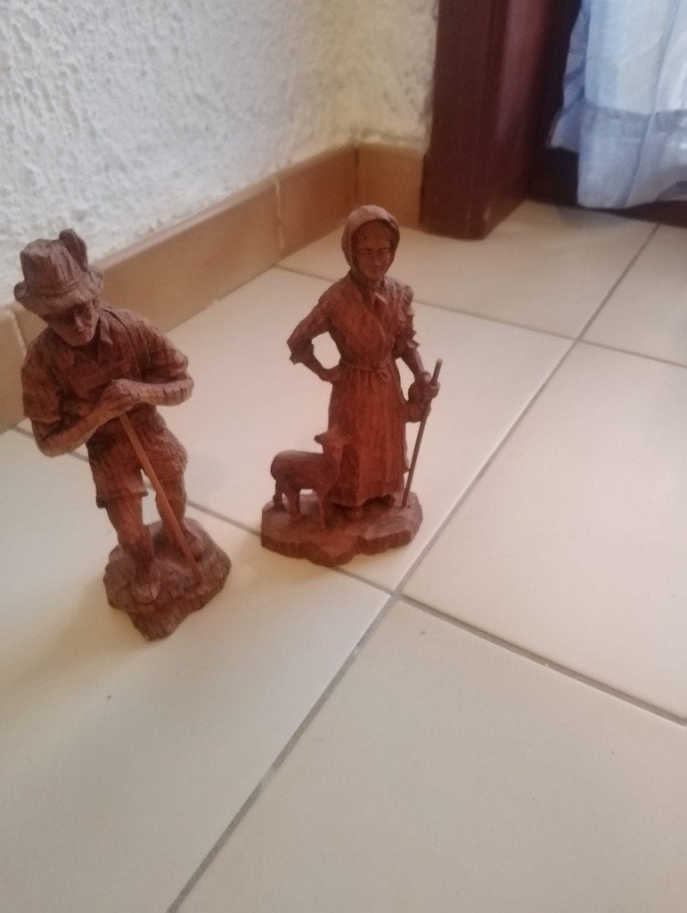 handgesneden houten beeldjes, Verzamelen, Ophalen of Verzenden, Zo goed als nieuw, Mens