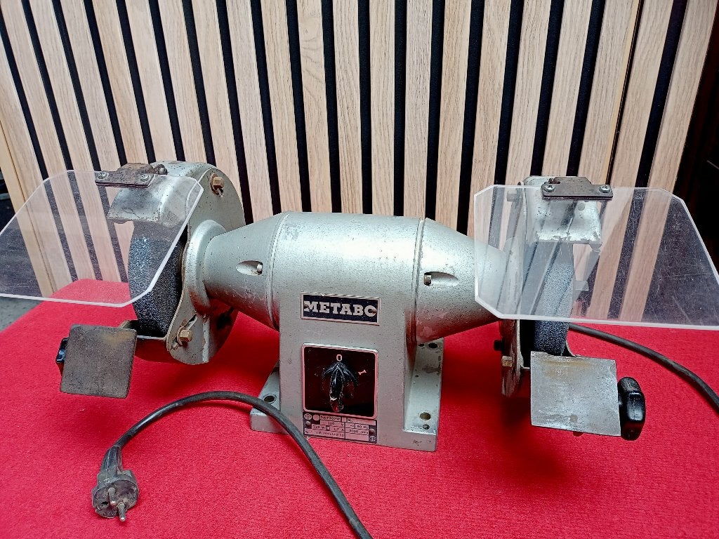 slijpmachine METABO, Ophalen, Gebruikt, Minder dan 700 watt, Werkbankslijpmachine