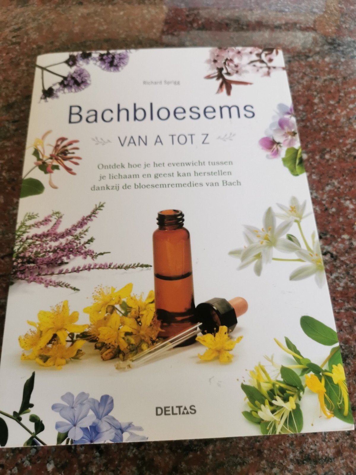 Bachbloesems van a tot z, Boeken, Ophalen
