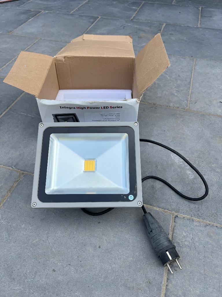 Breedstraler, Ophalen, Nieuw, 30 tot 60 watt
