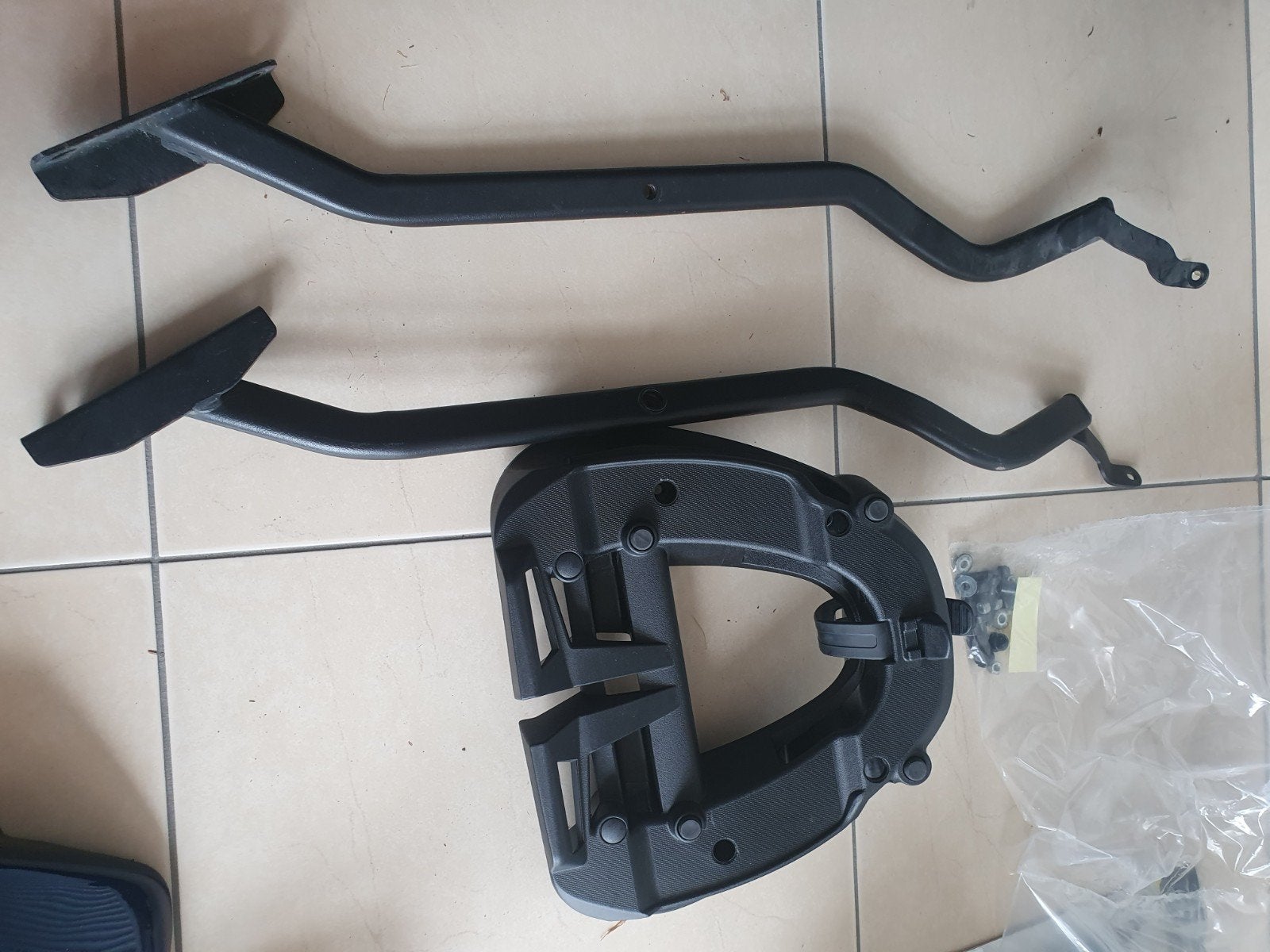 Dragers voor kawasaki z750 2012 + Givi sr3104mm kofferplaat, Ophalen of Verzenden, Nieuw