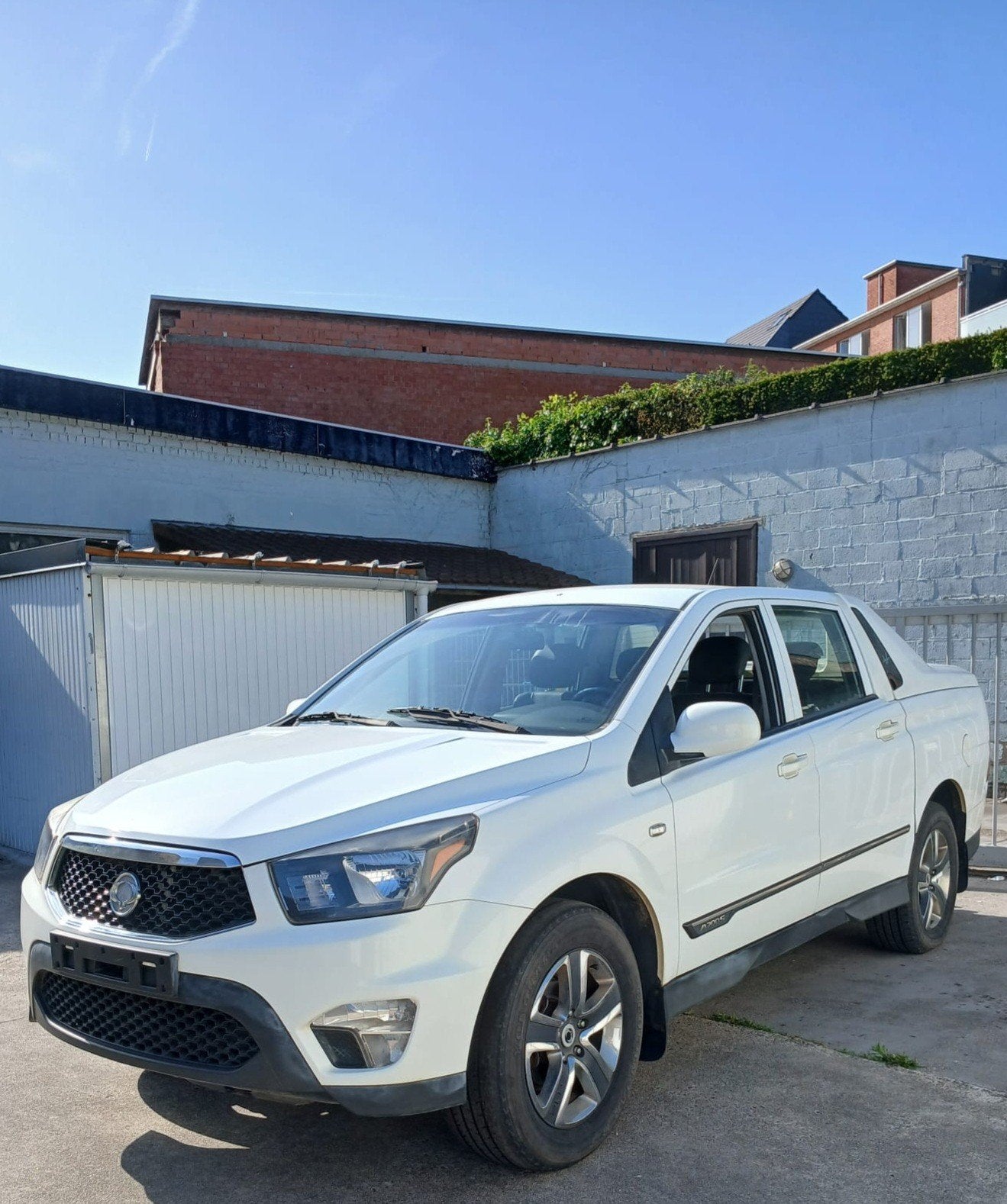 SSANGYONG ACTYON SPORTS-AUTOMATIC-2015-4X4 CARGO LÉGER EN CU, Cuir, Achat, Actyon Sports, Noir