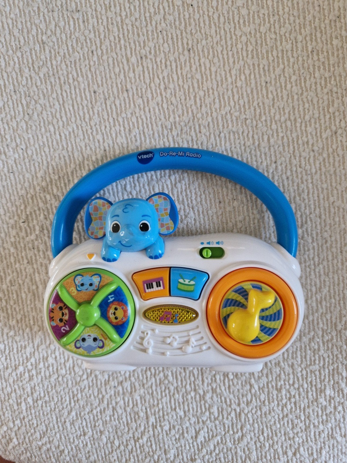 Vtech baby do re mi radio, Kinderen en Baby's, Speelgoed | Babyspeelgoed, Ophalen of Verzenden, Gebruikt, Overige typen, Met licht