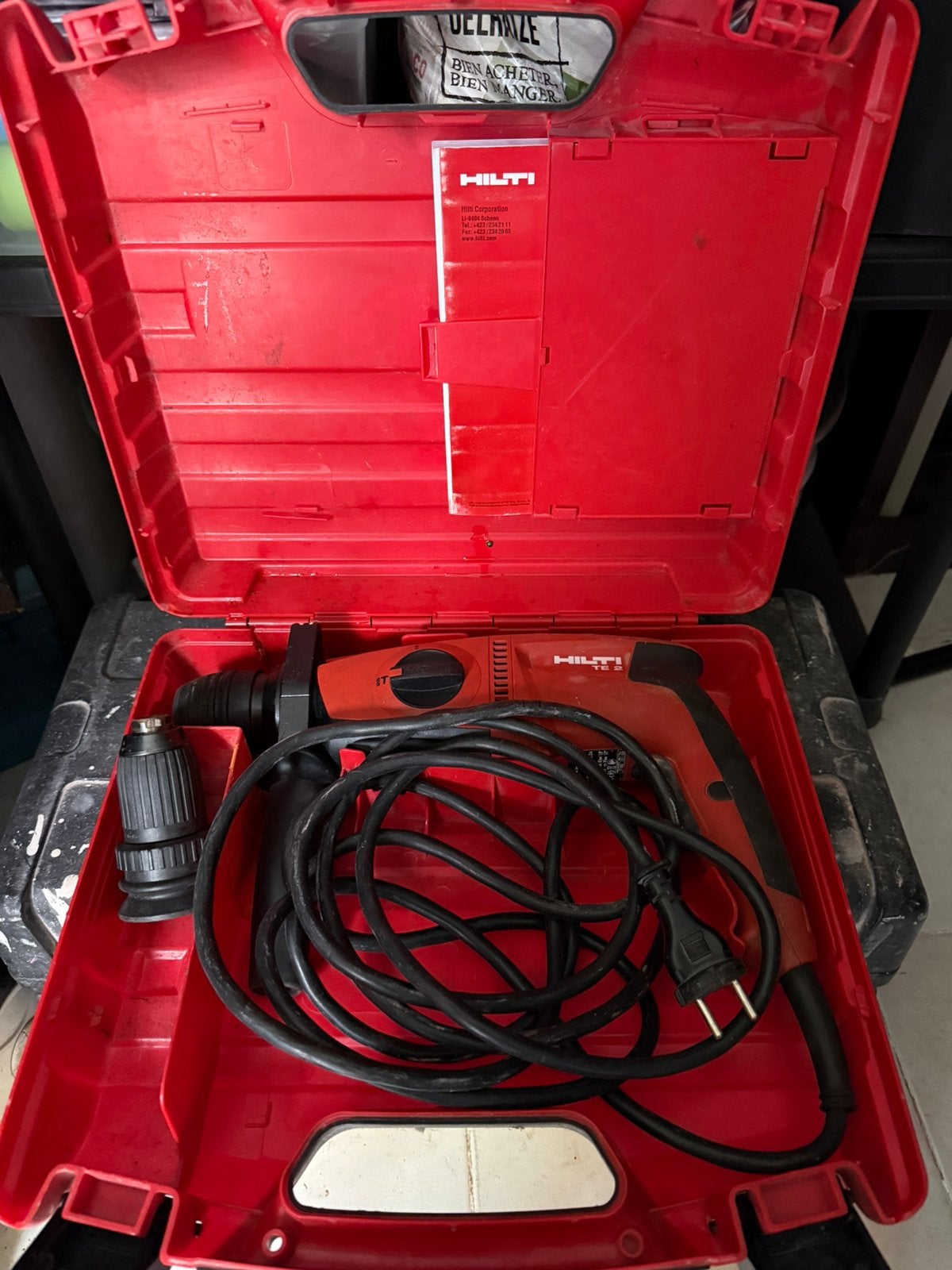 Hilti te 2 boormachine, Doe-het-zelf en Bouw, Gereedschap | Boormachines, Zo goed als nieuw, Boormachine, Ophalen