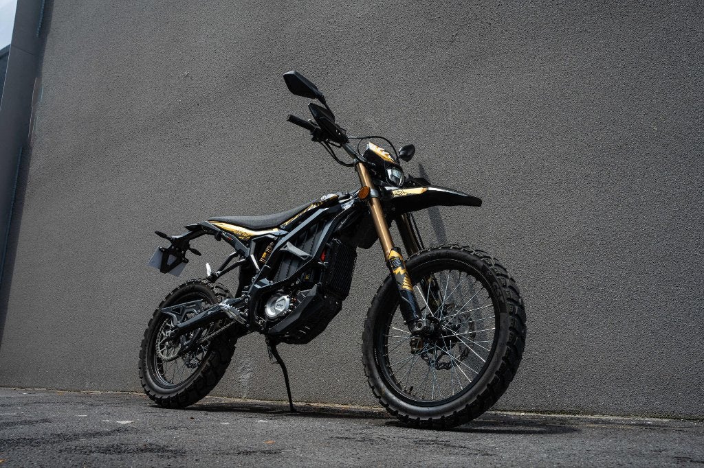 SURRON Ultra Bee - Straat legaal vanaf 18 jaar, Vélos & Vélomoteurs, Enlèvement ou Envoi, Neuf, Électrique