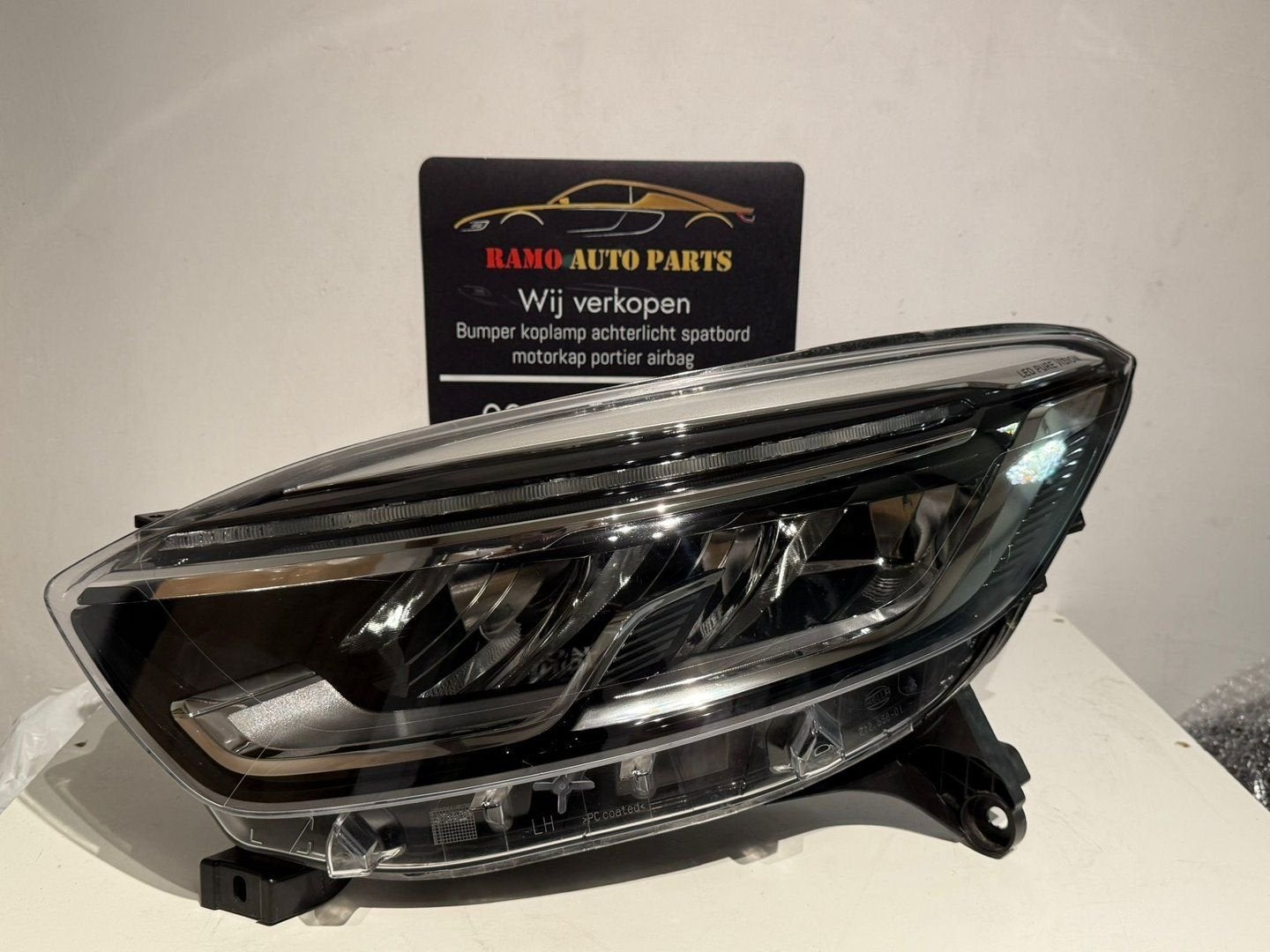 RENAULT CAPTUR FACELIFT VOL LED KOPLAMP LINKS 260606152R, Auto-onderdelen, Gebruikt, -, Renault, -