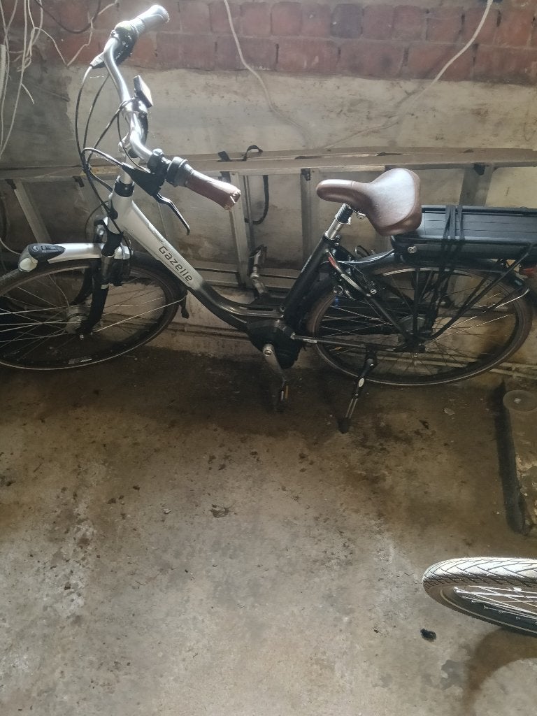 Elektrische fiets met werk aan, Ophalen, Gebruikt, 50 km per accu of meer, Gazelle