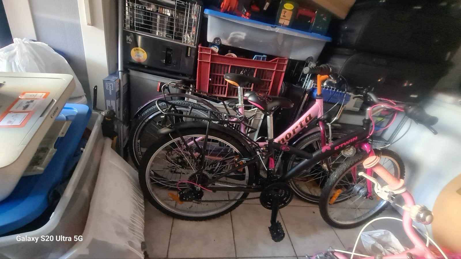 Velo, Enlèvement