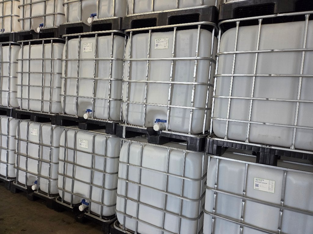 Nieuwe ibc containers van 1000 L ( Tonnen,Vaten ), Ophalen, Kunststof, Met kraantje, 150 liter of meer