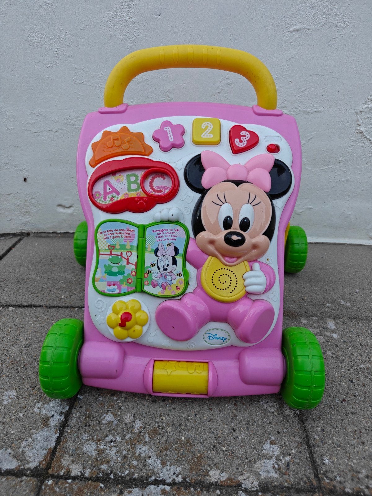loop karretje Miney Mouse, Ophalen