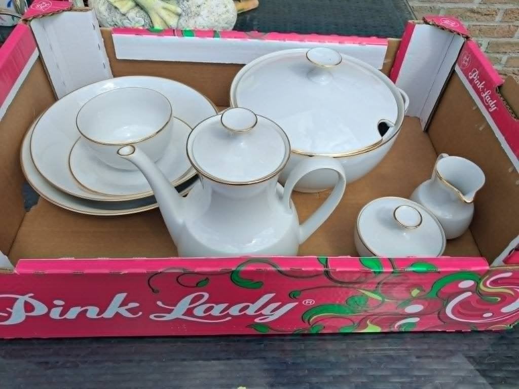 oud wit servies - bieden, Ophalen